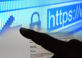 indungi Masyarakat dari PBK Ilegal, Pemerintah Blokir 1.075 Domain Situs Web Entitas Ilegal